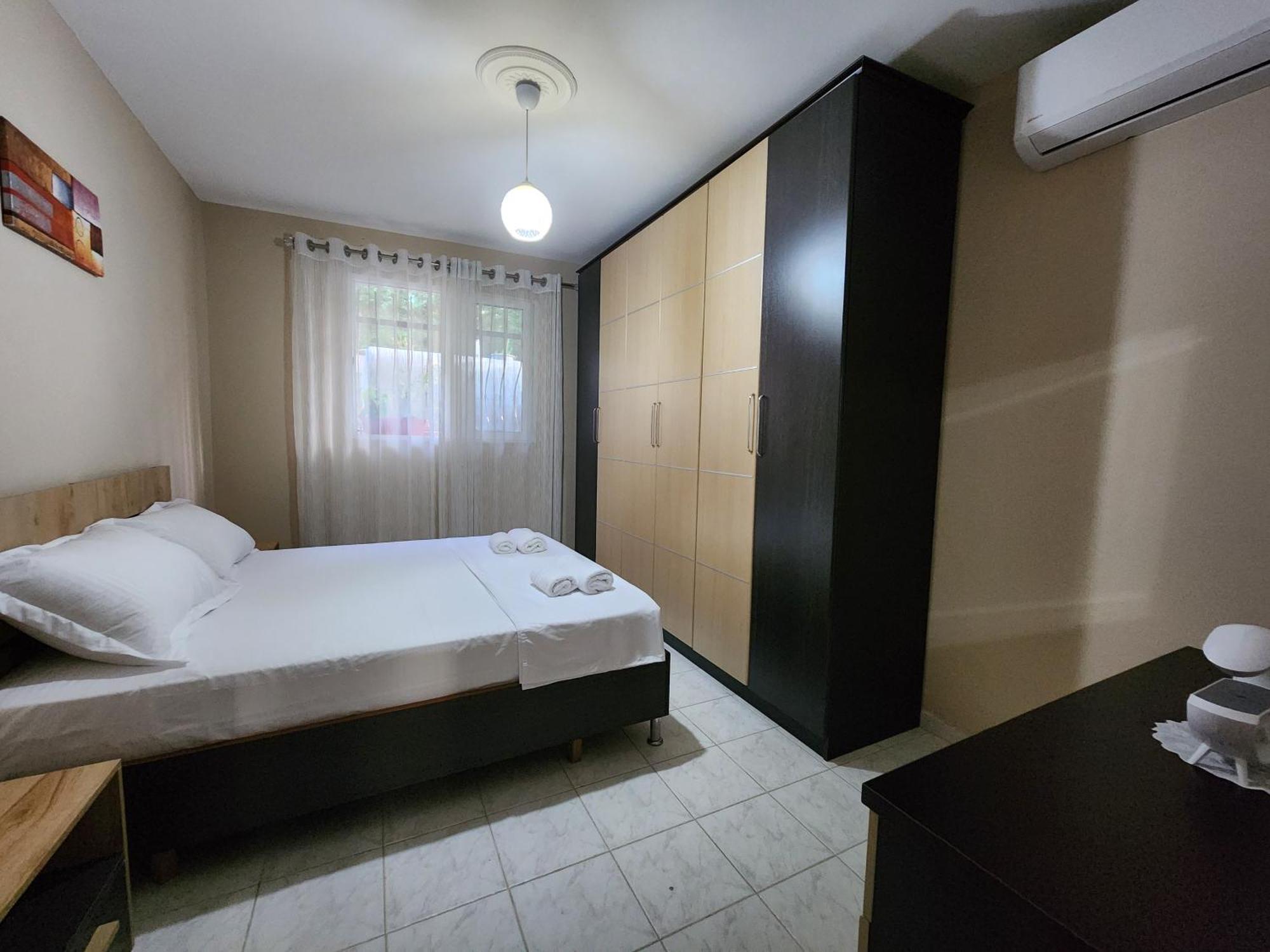 Eden Guesthouse Durrës Extérieur photo